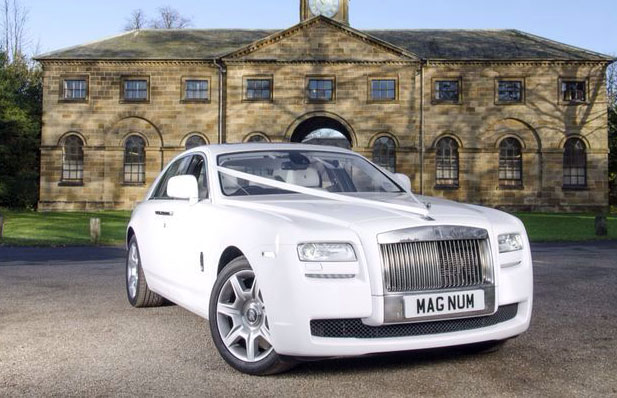 RollsRoyce Phantom 83 tỷ làm xe rước dâu trong đám cưới Hoa hậu Đỗ Mỹ Linh